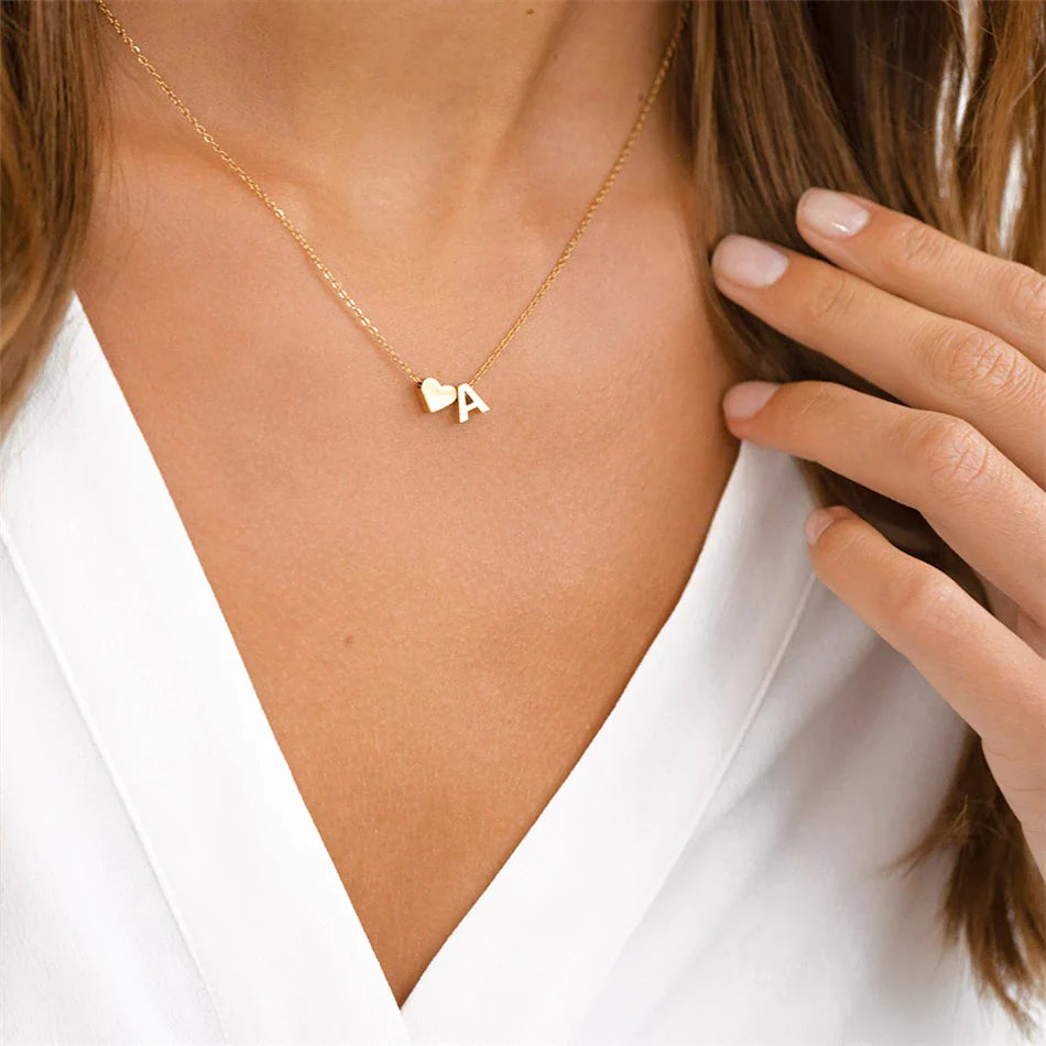 INITIAL NECKLACE