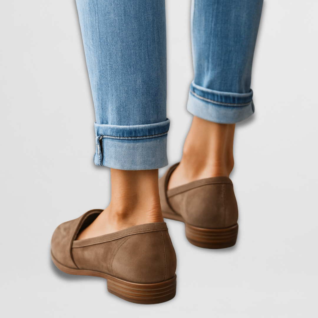 Chloe - Stylish Suede Flats