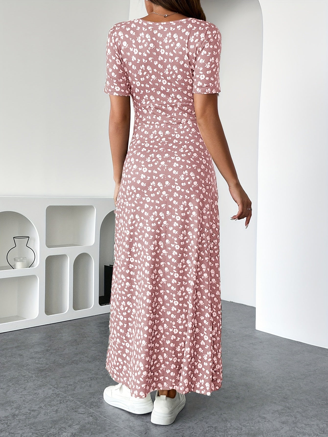 Elizabeth - Floral Maxi Dress