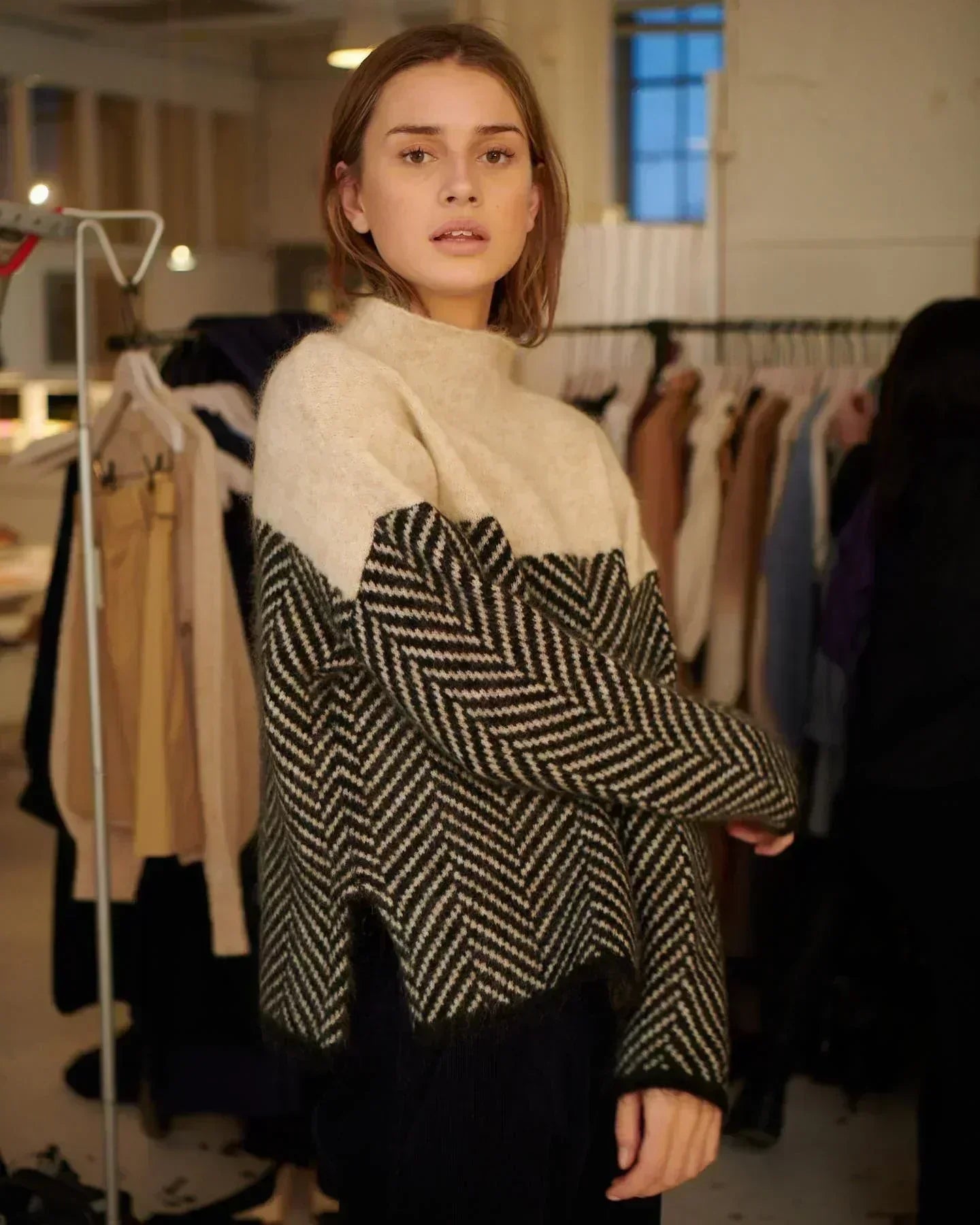 Grace - Luxurious Herringbone Turtleneck