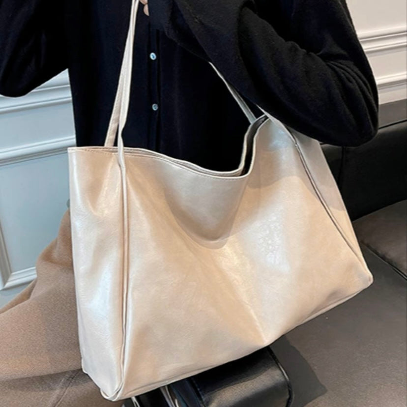 Emily - Retro Leather Bag