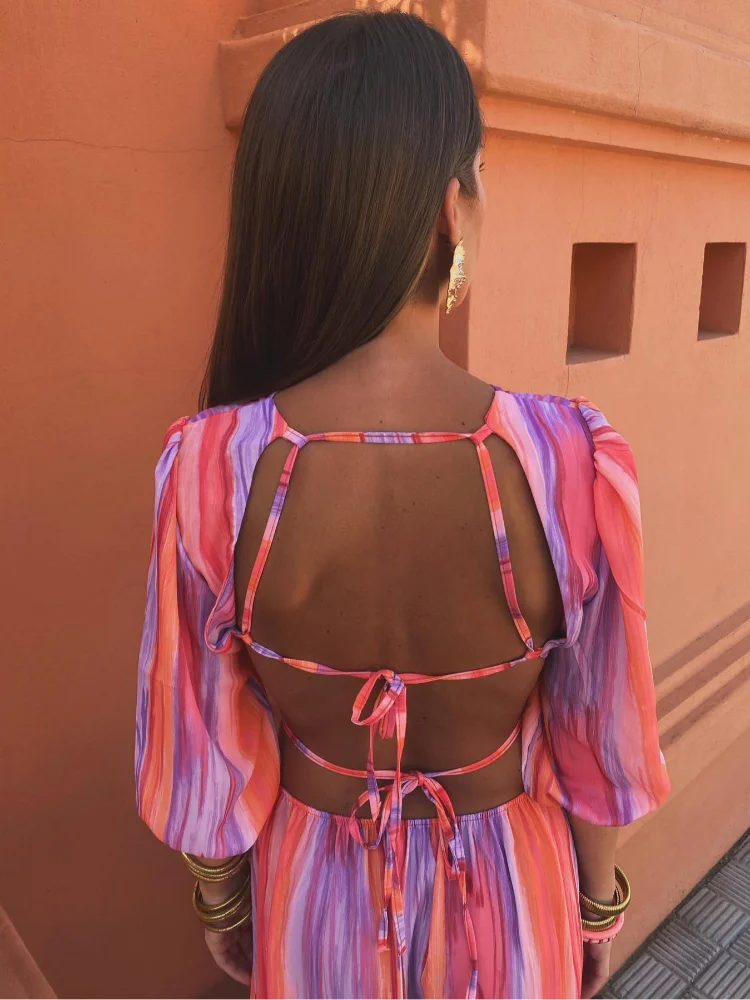 Elizabeth - Elegant Open Back Dress