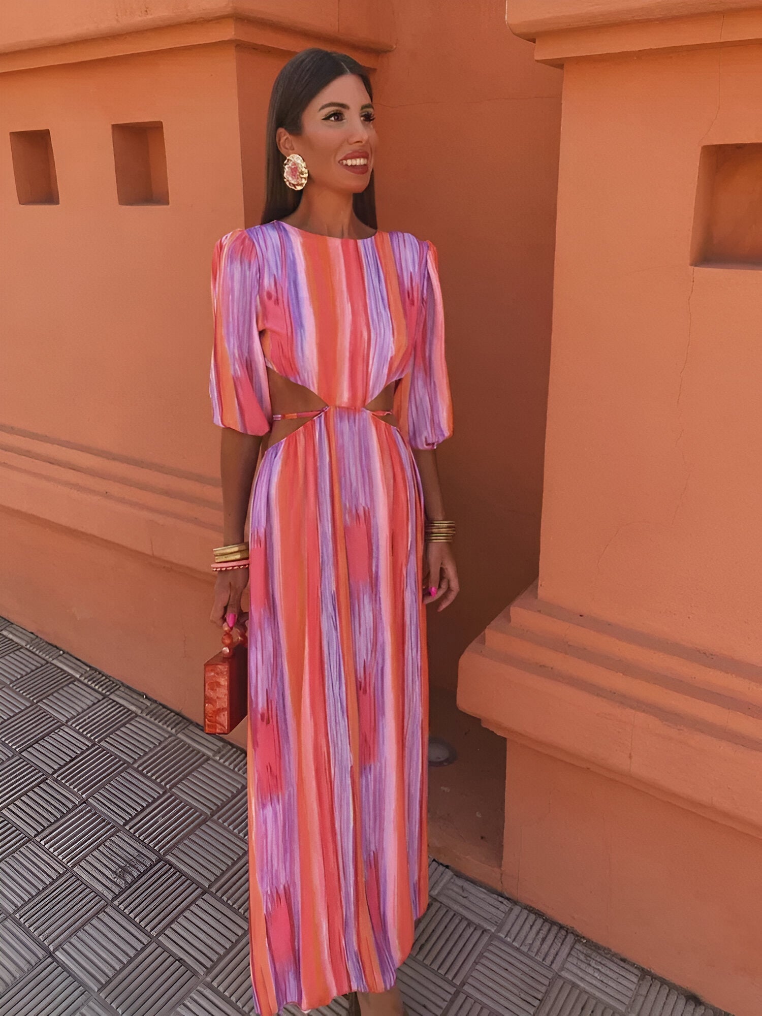 Elizabeth - Elegant Open Back Dress