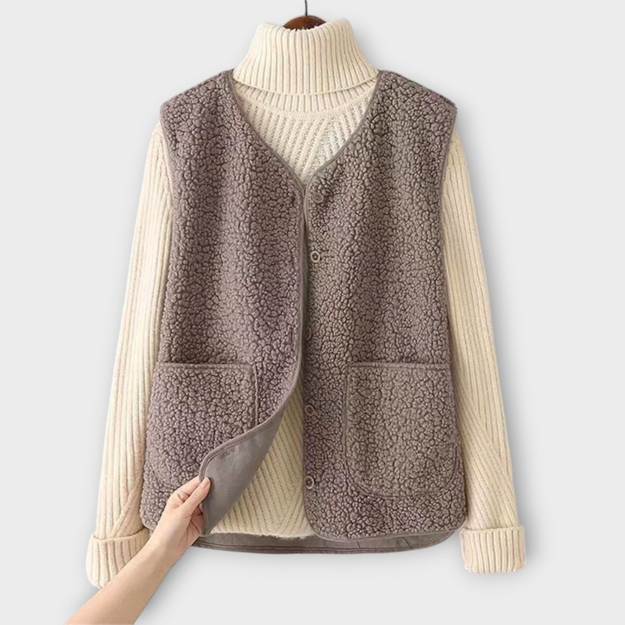 Chloe - Elegant Warm Cardigan