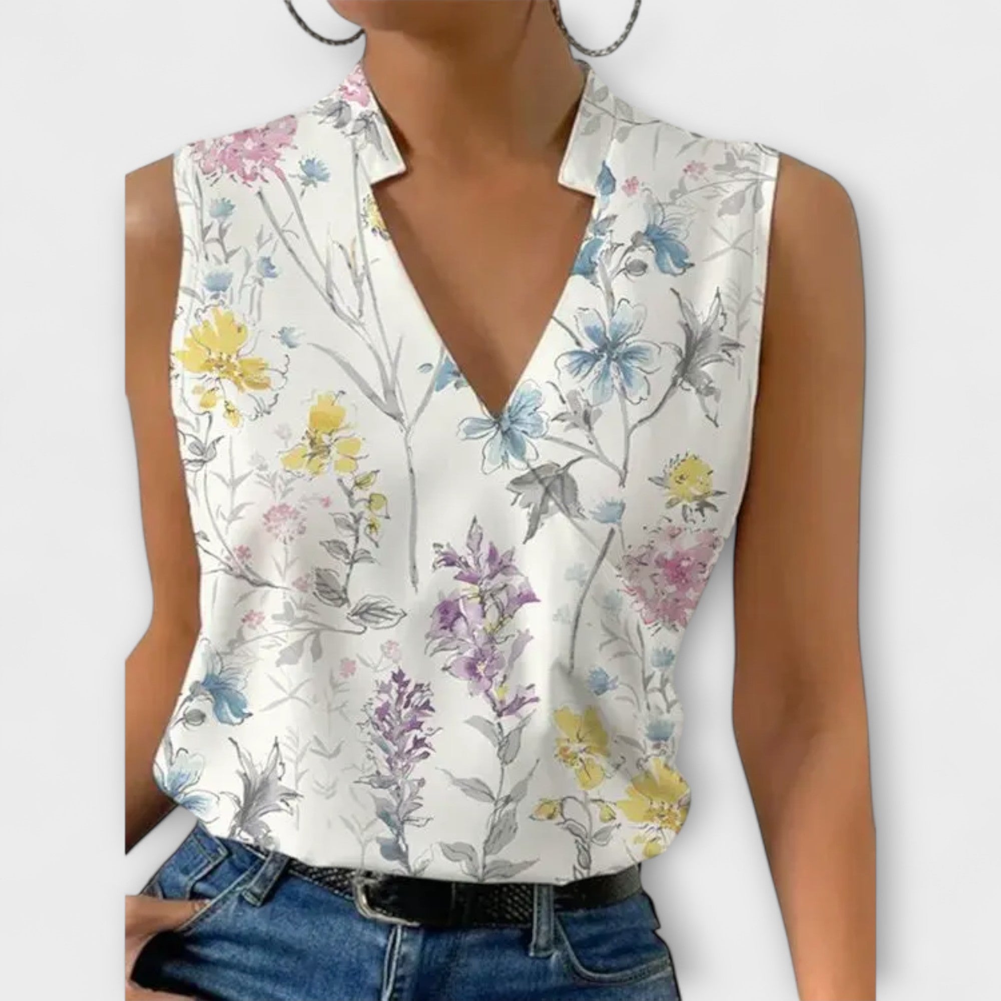Clara - Elegant V-Neck Top