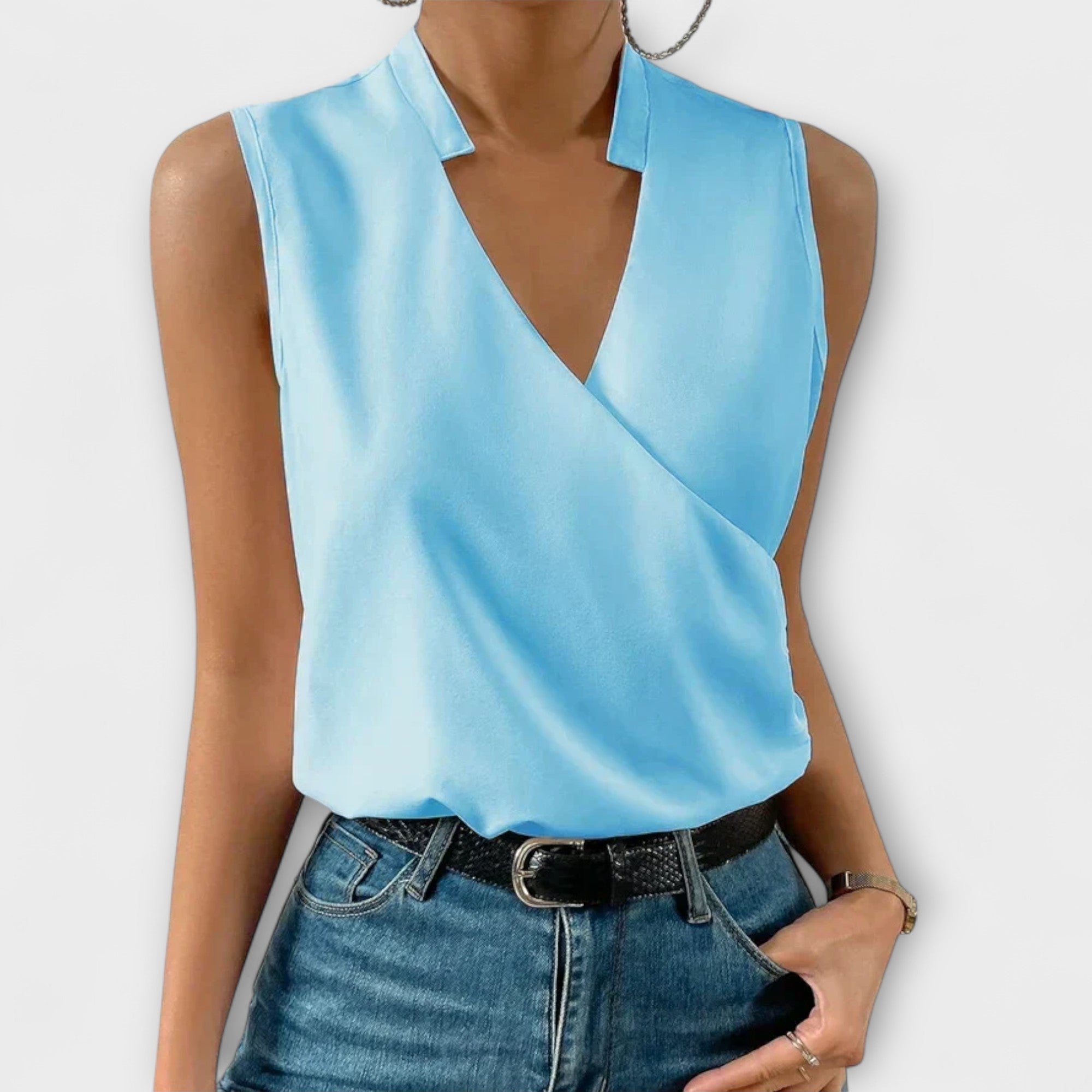 Clara - Elegant V-Neck Top