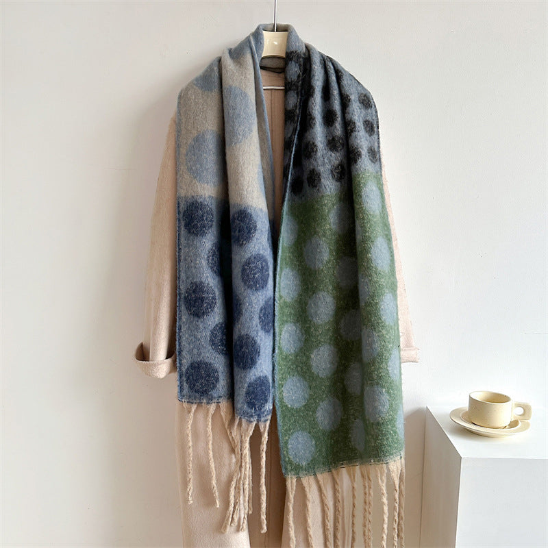 Lisa -  Scarf with Polka Dots