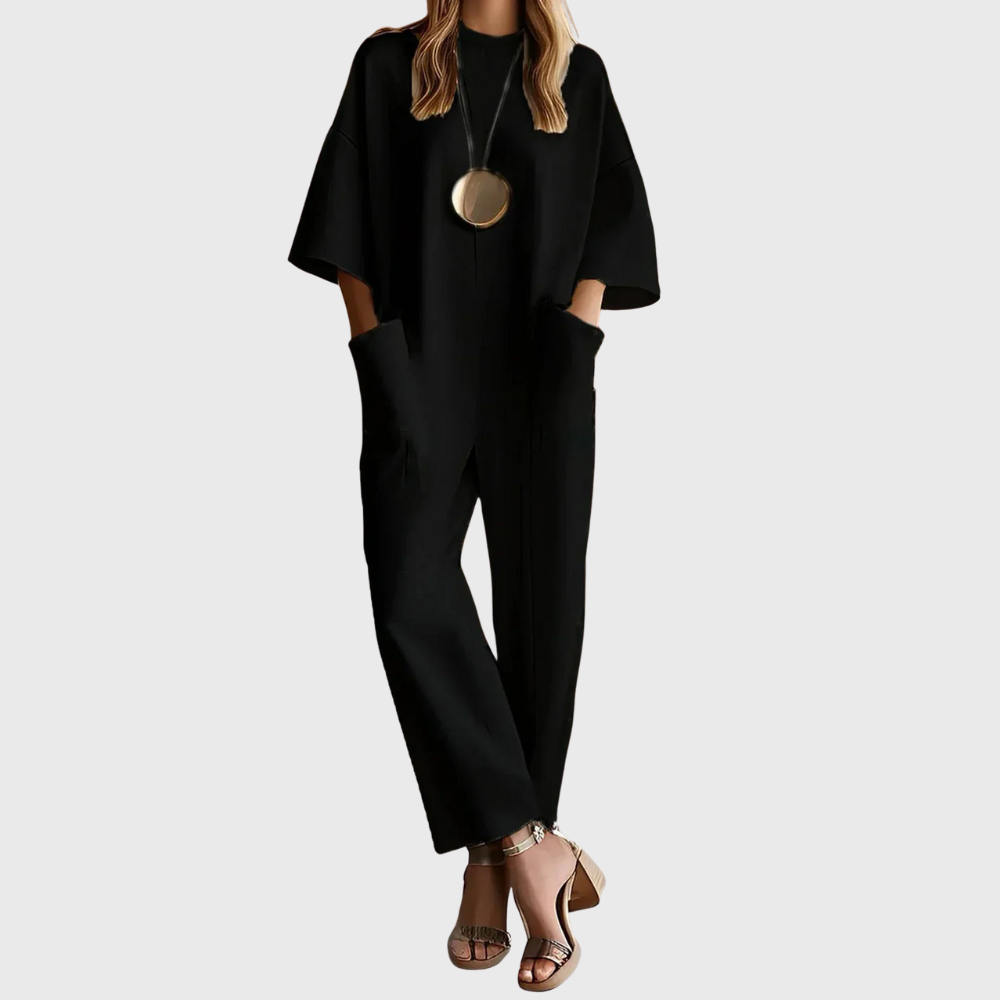 Holly - Chic Short-Sleeved Jumpsuit