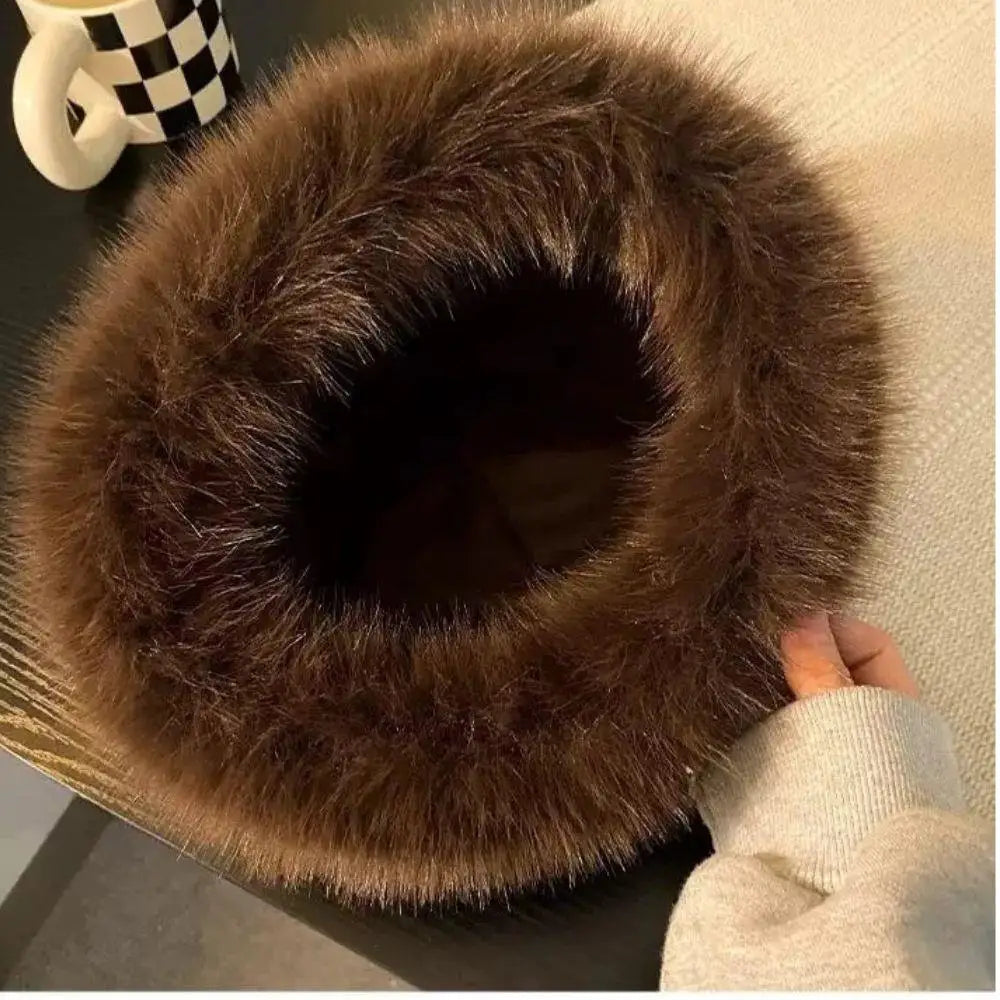 Isabella – Leopard Faux Fur Winter Hat