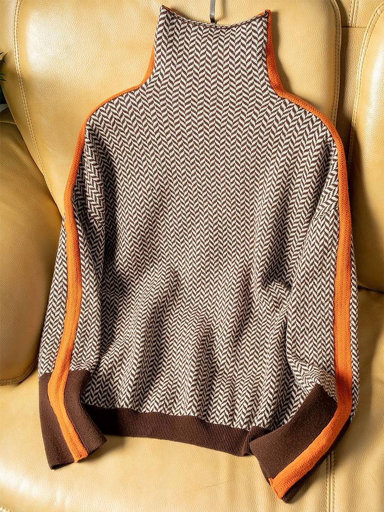 Julie - High-neck jumper with striking contrast stripes