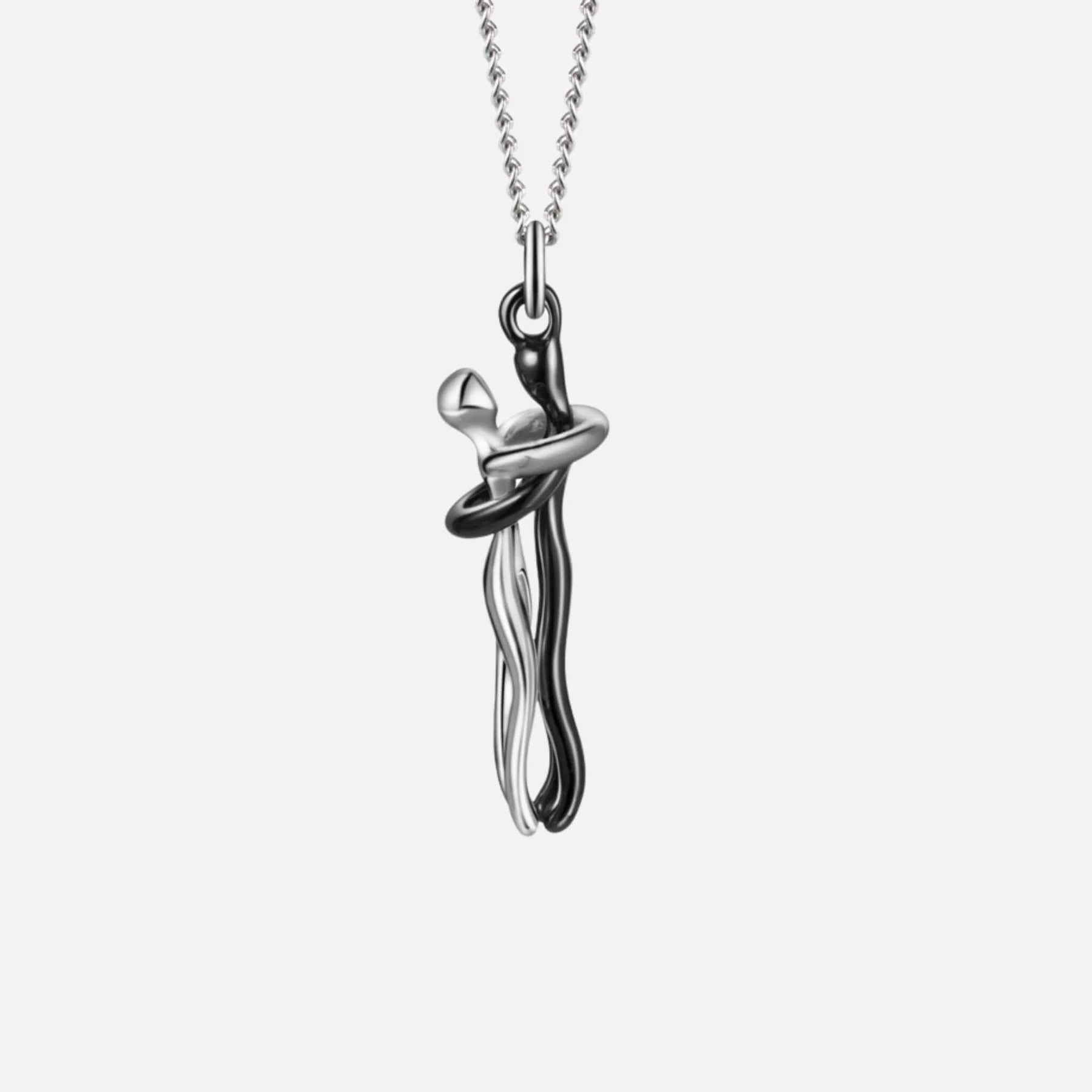 HUG NECKLACE