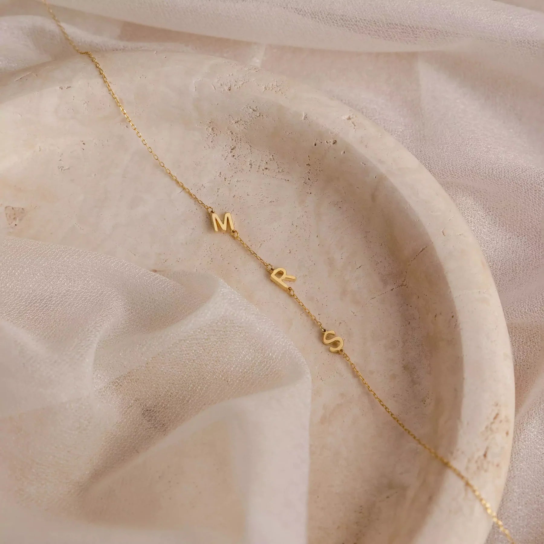 BESPOKE NAME NECKLACE