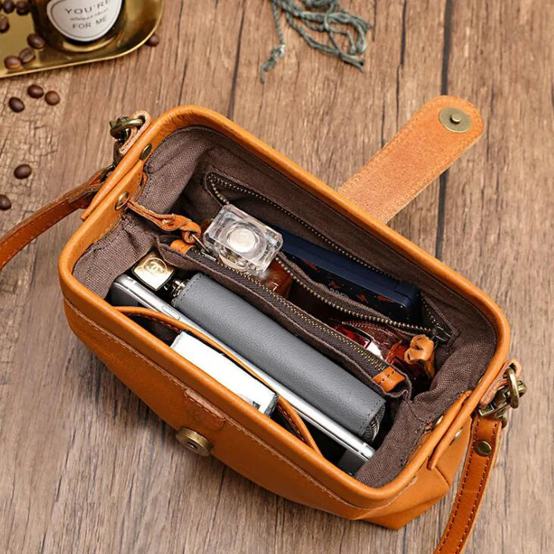 Emily - Mini Leather Shoulder Bag